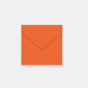 140x140 mm orangefarbener Pergamentumschlag