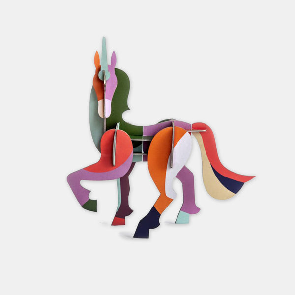 Giant unicorn - Studio Roof